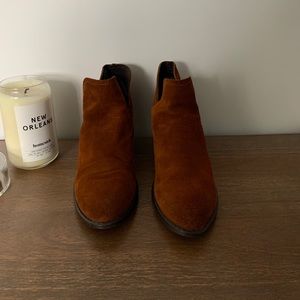 Steve Madden chestnut booties